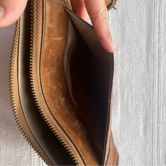 FRYE Melissa Antique Leather Zip Crossbody Bag - Picture 8 of 12